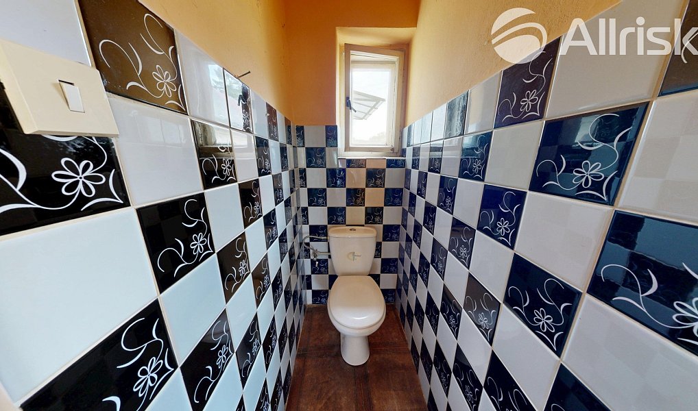 Prodej domu 120 m² s pozemkem 2 351 m², Hlavnice – náhled fotky 9