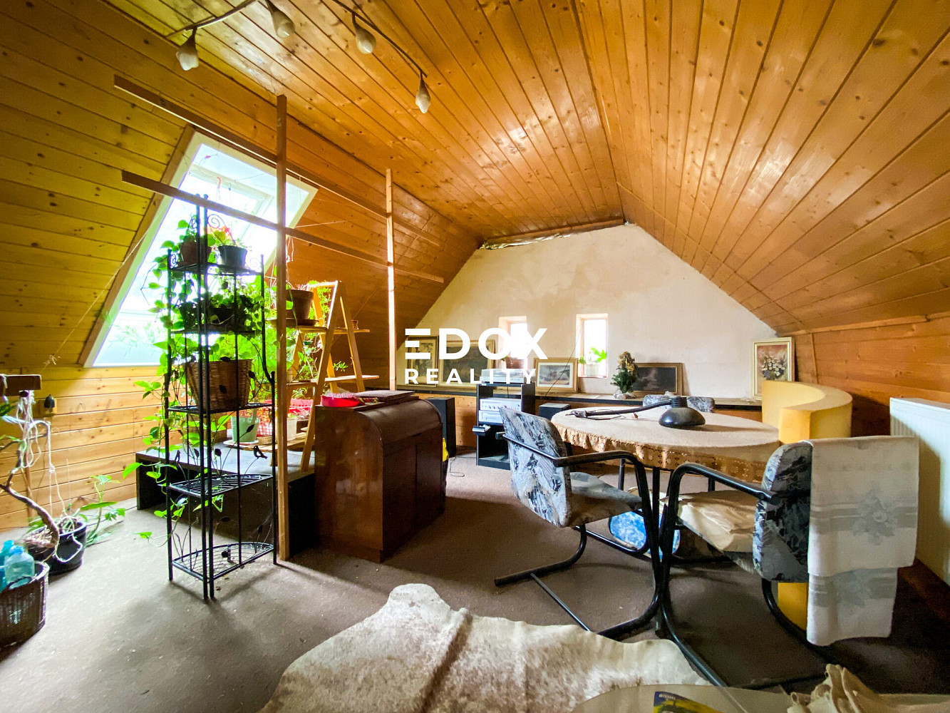 Prodej domu 240 m² s pozemkem 1 295 m² – fotografie 5