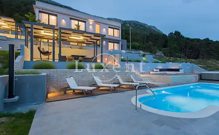 Prodej domu 320 m² s pozemkem 3 000 m², Kastela, Chorvatsko