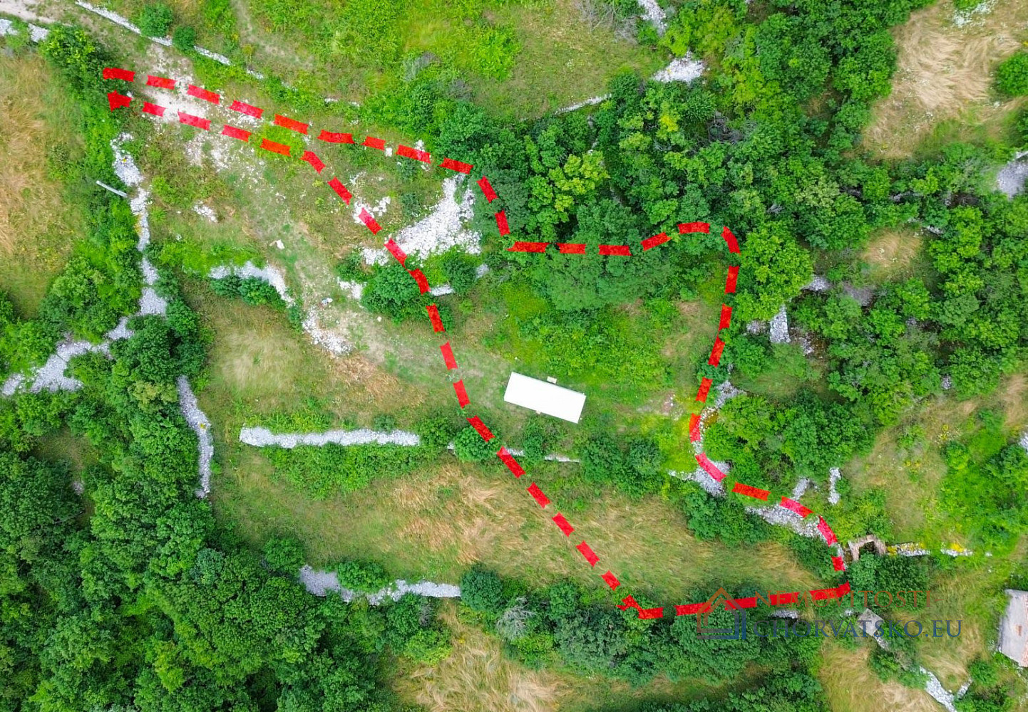 Prodej stavebního pozemku 1 186 m² – pohled 2