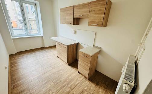 Pronájem bytu 1+1 37 m², tř. Budovatelů, Most