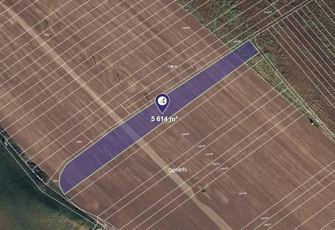 Prodej pole 2 807 m²