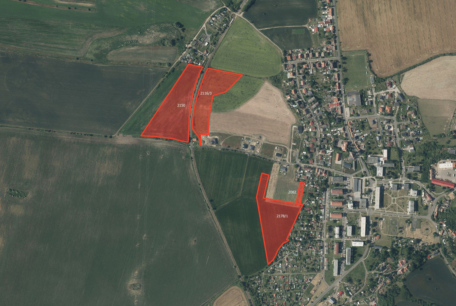 Prodej pole 62 421 m²