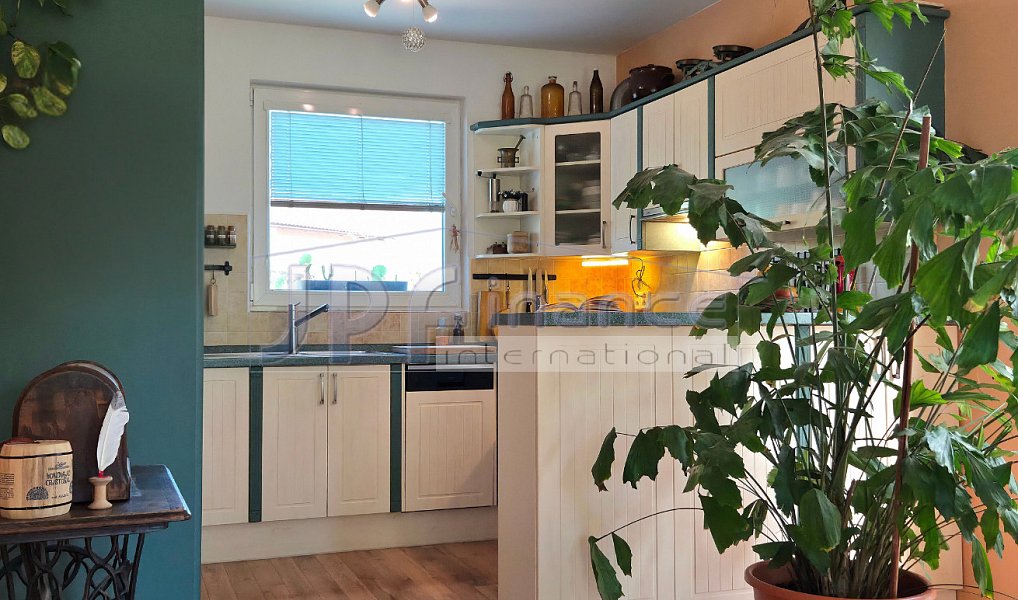 Prodej domu 100 m² s pozemkem 897 m², Tišice – náhled fotky 6