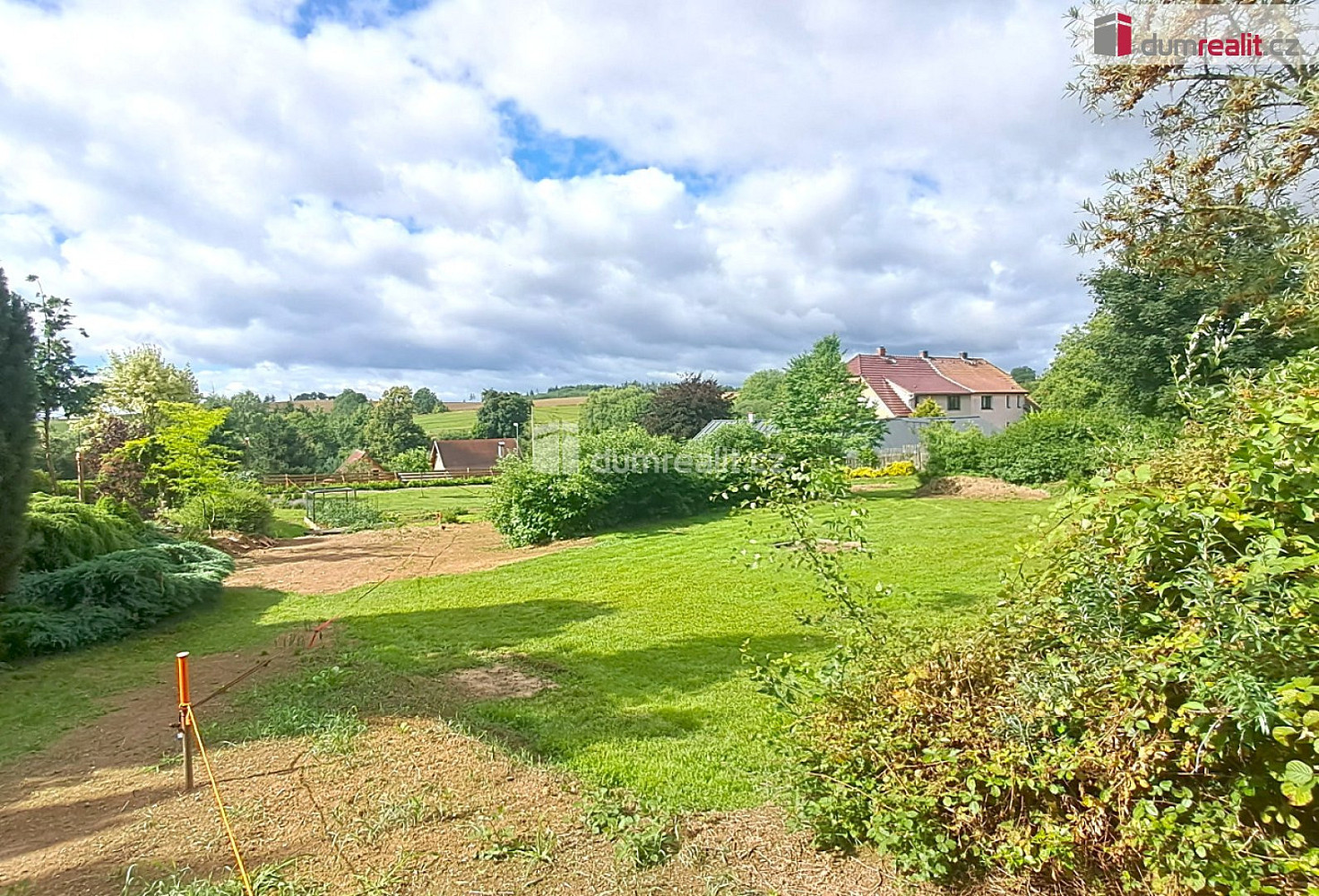 Prodej stavebního pozemku 1 981 m² – fotografie 4