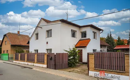Prodej domu 195 m² s pozemkem 1 560 m², Seifertova, Pardubice - Ohrazenice