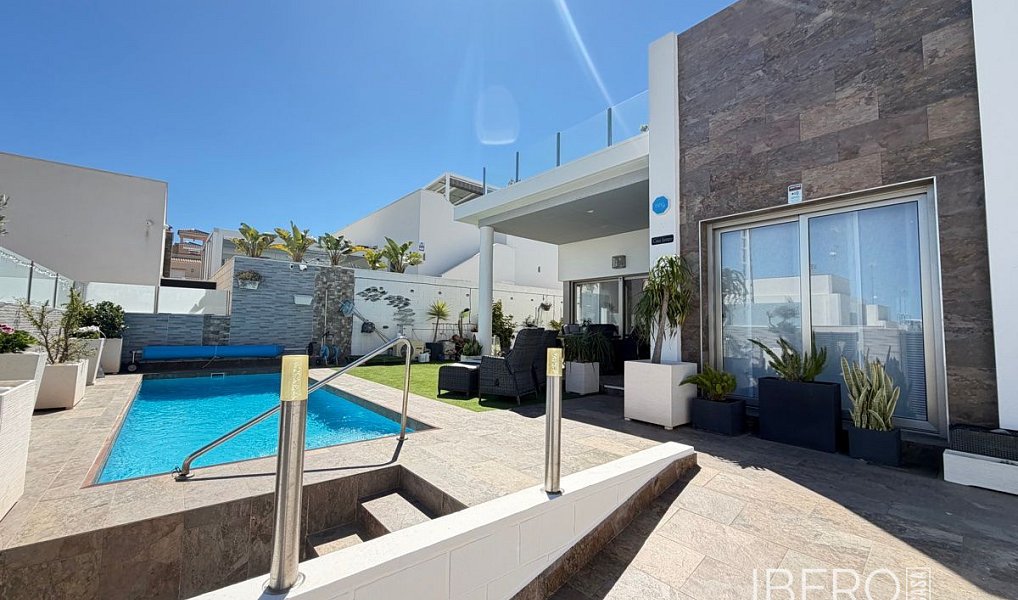Prodej rodinného domu, 115 m², Villamartin