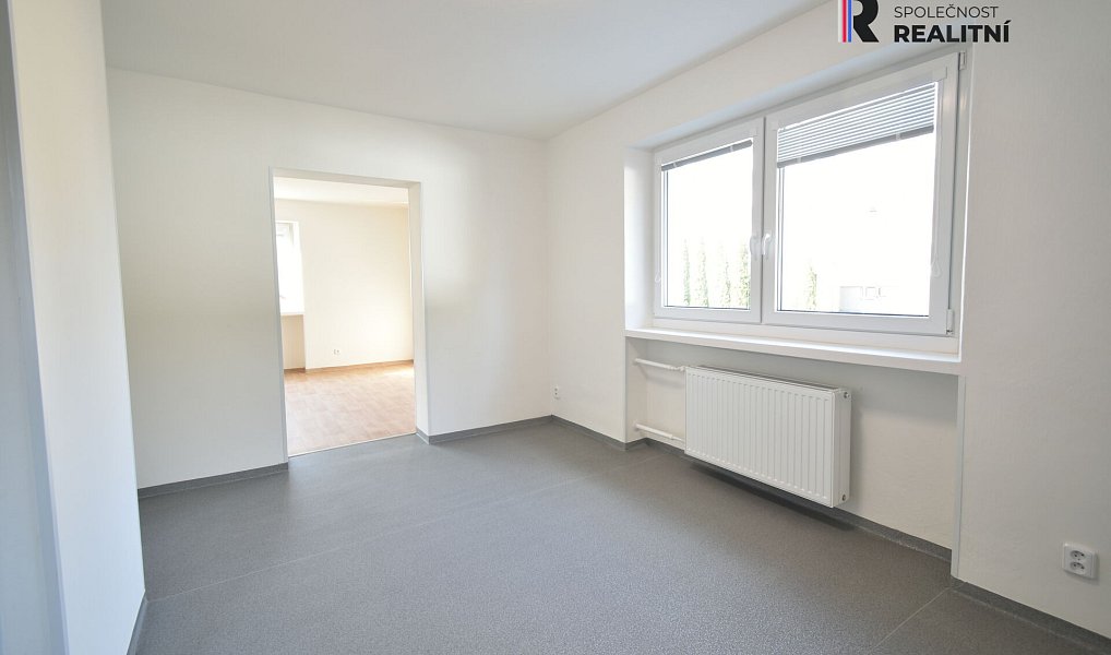 Pronájem bytu 2+1 79 m², Zlín – náhled fotky 5
