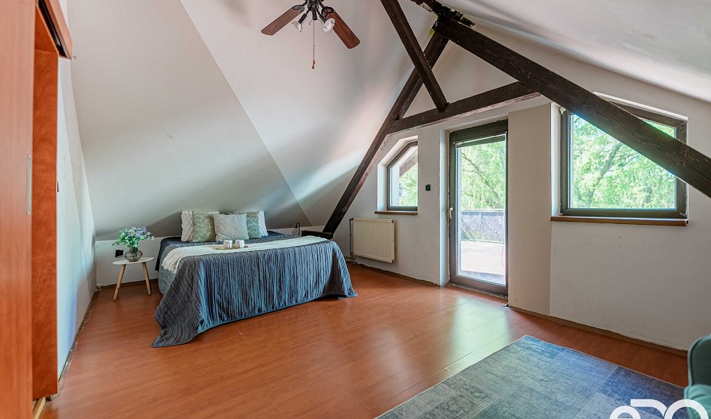Prodej domu 163 m² s pozemkem 1 754 m², Sezemice – náhled fotky 10
