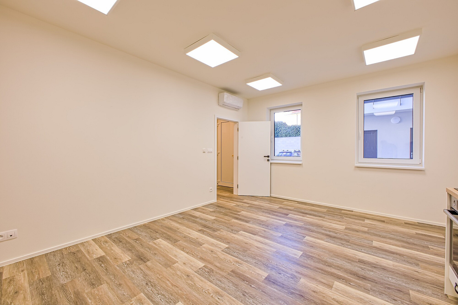 Pronájem bytu 1+kk 31 m² — photo 4