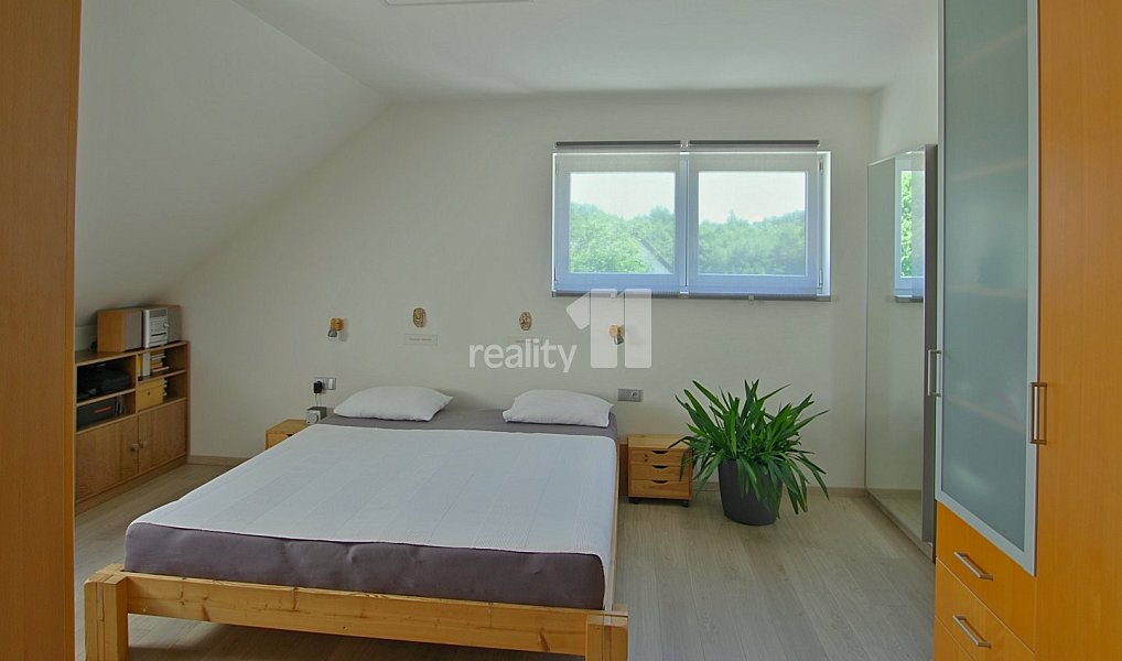 Prodej domu 200 m² s pozemkem 1 163 m², Šimonovice – náhled fotky 12
