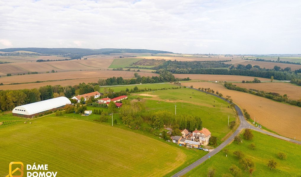 Prodej stavebního pozemku 3 050 m², Soběsuky – náhled fotky 3