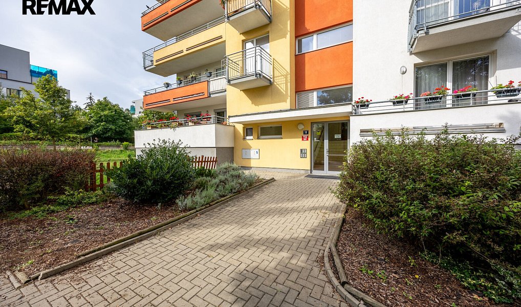 Prodej bytu 2+kk 58 m², Praha – náhled fotky 24