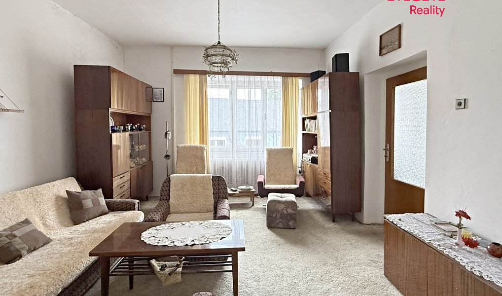Prodej domu 250 m² s pozemkem 530 m², Podbořany – náhled fotky 2