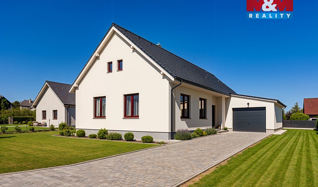 Prodej domu 168 m² s pozemkem 1 144 m², Domanín – náhled fotky 2