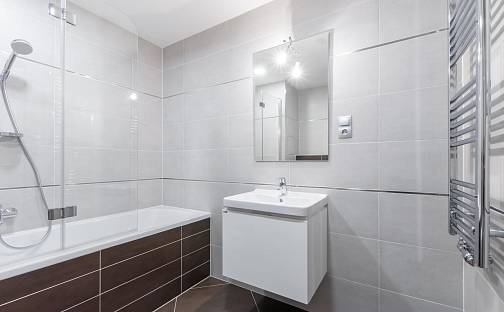 Pronájem bytu 2+kk 51 m², Na Balkáně, Praha 3 - Vysočany