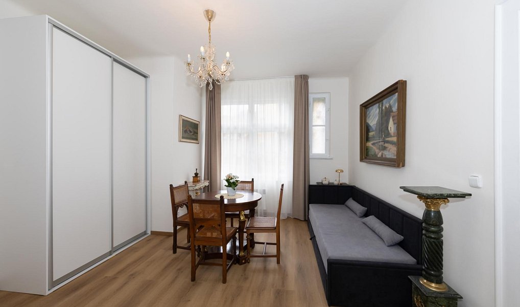 Pronájem bytu 2+kk 61 m², Praha – náhled fotky 2