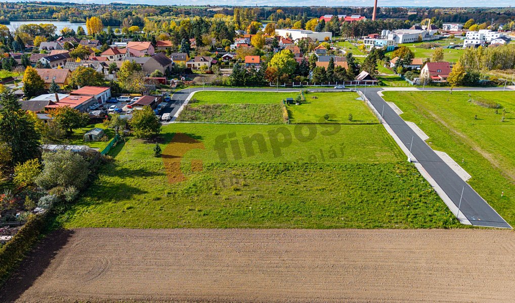 Prodej stavebního pozemku 1 884 m², Káraný – náhled fotky 4