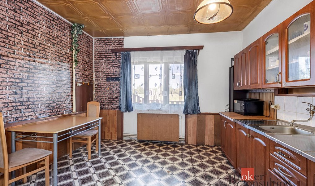 Prodej domu 140 m² s pozemkem 891 m², Černousy – náhled fotky 3