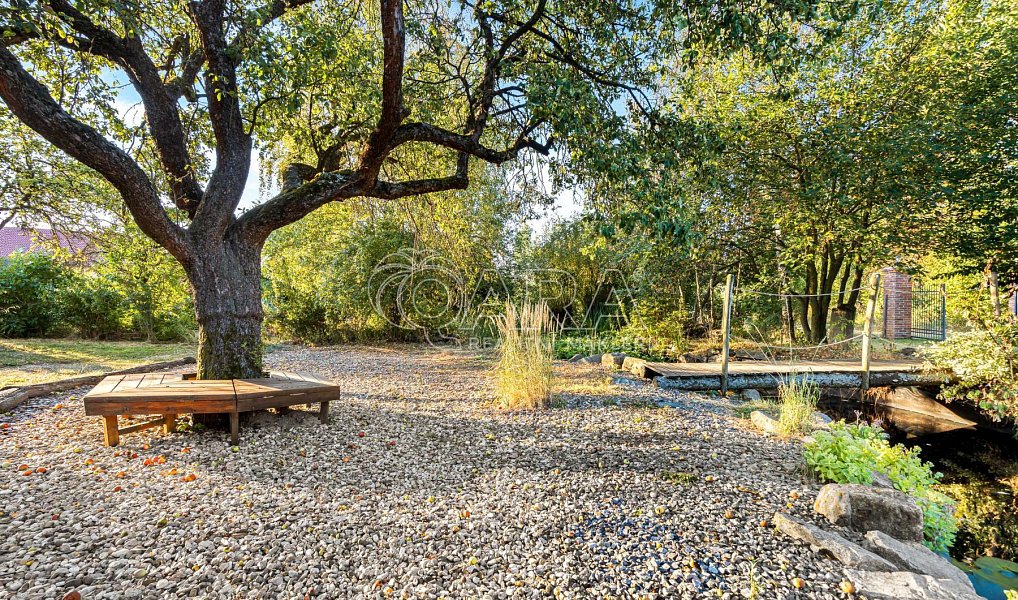 Prodej domu 144 m² s pozemkem 10 890 m², Březí – náhled fotky 23
