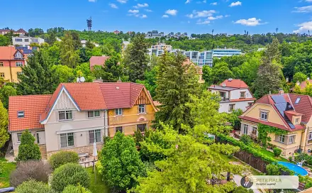 Prodej domu 210 m² s pozemkem 885 m², Pod lipkami, Praha 5 - Smíchov