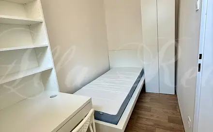 Pronájem bytu 4+1 13 m², Komenského, Olomouc