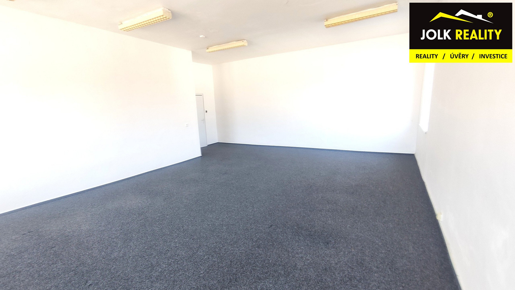 Pronájem kanceláře 250 m² – fotografie 3