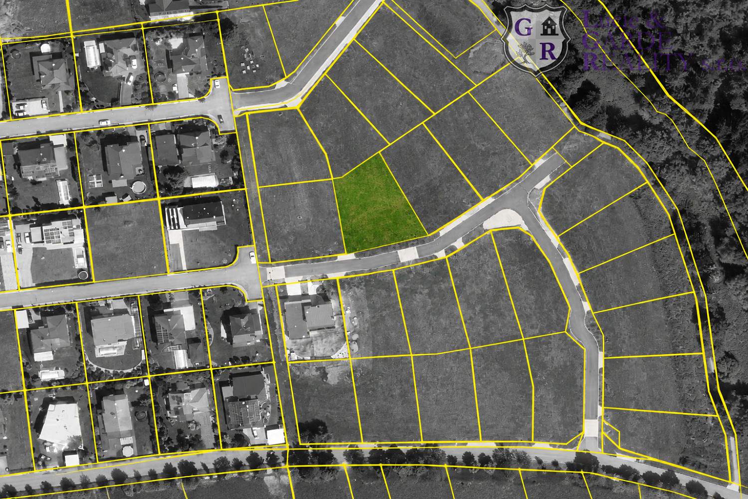 Prodej stavebního pozemku 962 m² – fotografie 3