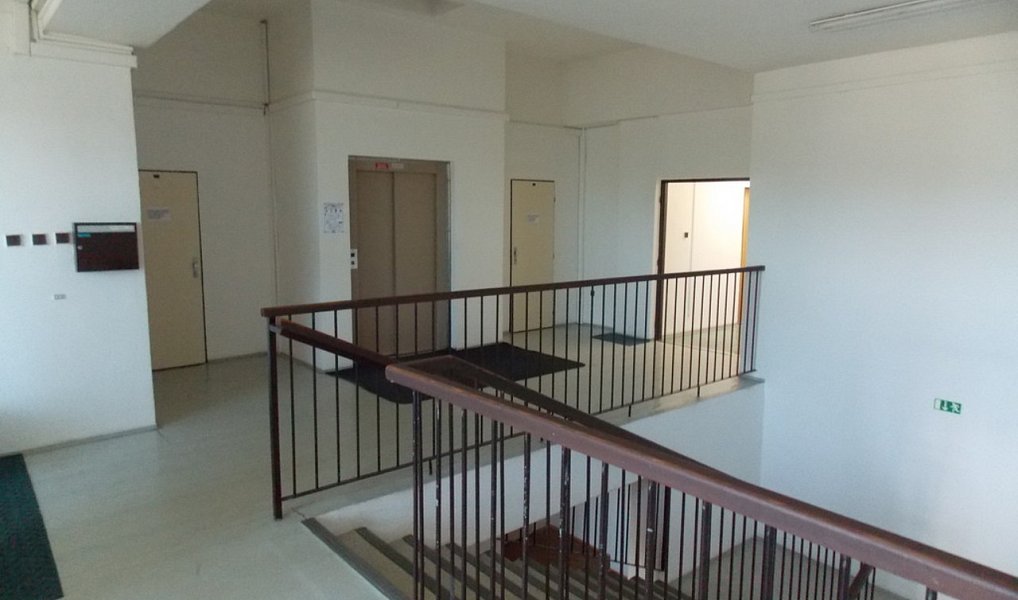 Pronájem kanceláře 37 m², Benešov – náhled fotky 3