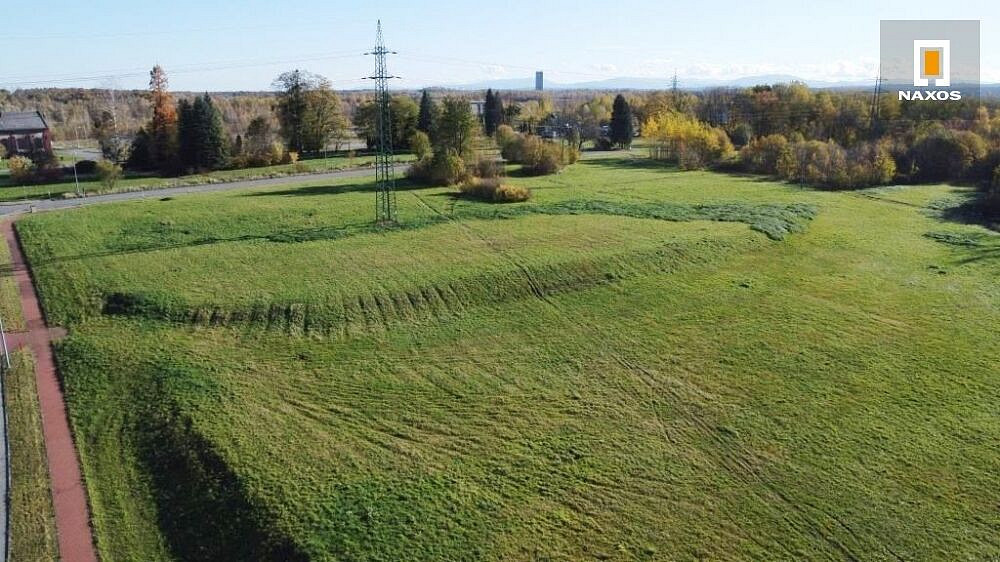 Prodej komerčního pozemku 13 000 m² – další