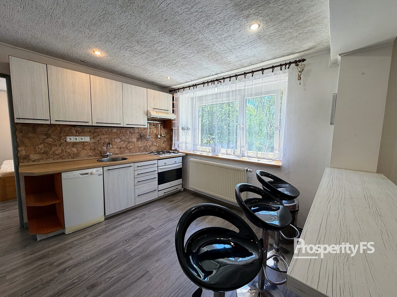 Pronájem domu 109 m² s pozemkem 938 m² — photo 4