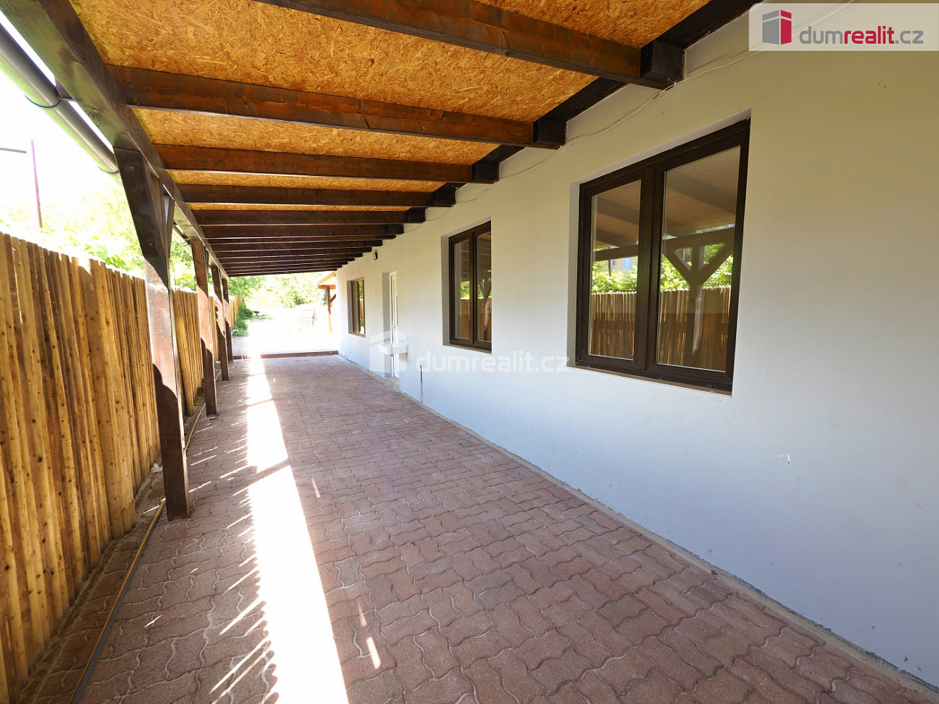 Prodej domu 200 m² s pozemkem 896 m² — photo 4