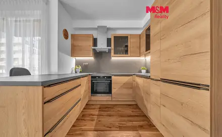 Pronájem bytu 2+kk 58 m², Pod Vinicí, Pardubice - Zelené Předměstí