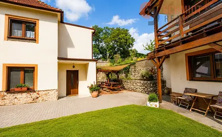 Prodej ubytovacího objektu 323 m², Bavory, okres Břeclav