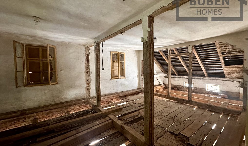 Prodej domu 1 220 m² s pozemkem 1 926 m², Planá – náhled fotky 47
