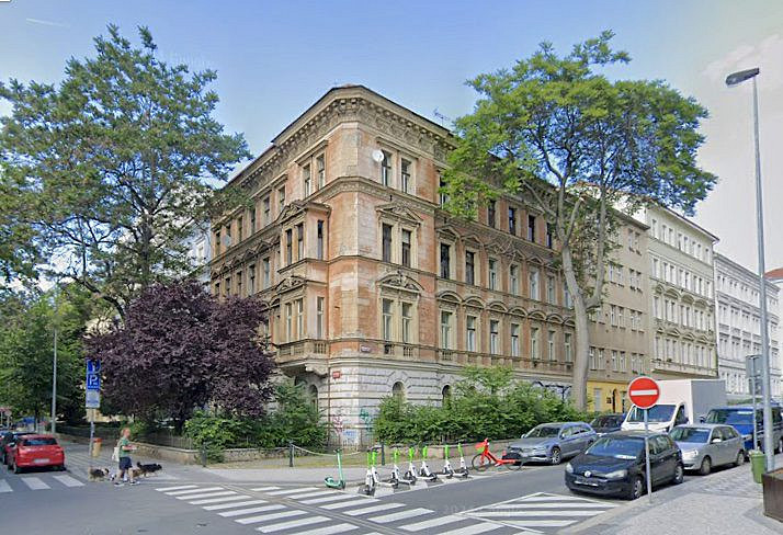 Pronájem obchodních prostor 40 m²