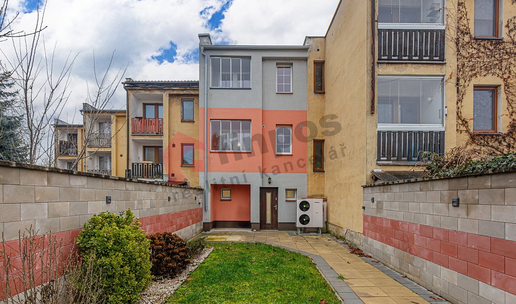 Prodej domu 149 m² s pozemkem 408 m², Býkev – náhled fotky 19
