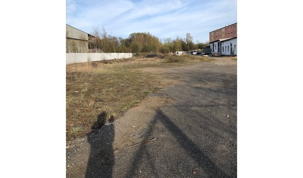 Prodej komerčního pozemku 3 058 m², Ostrov – náhled fotky 4