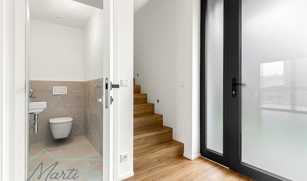 Prodej domu 142 m² s pozemkem 360 m², Úvaly – náhled fotky 7