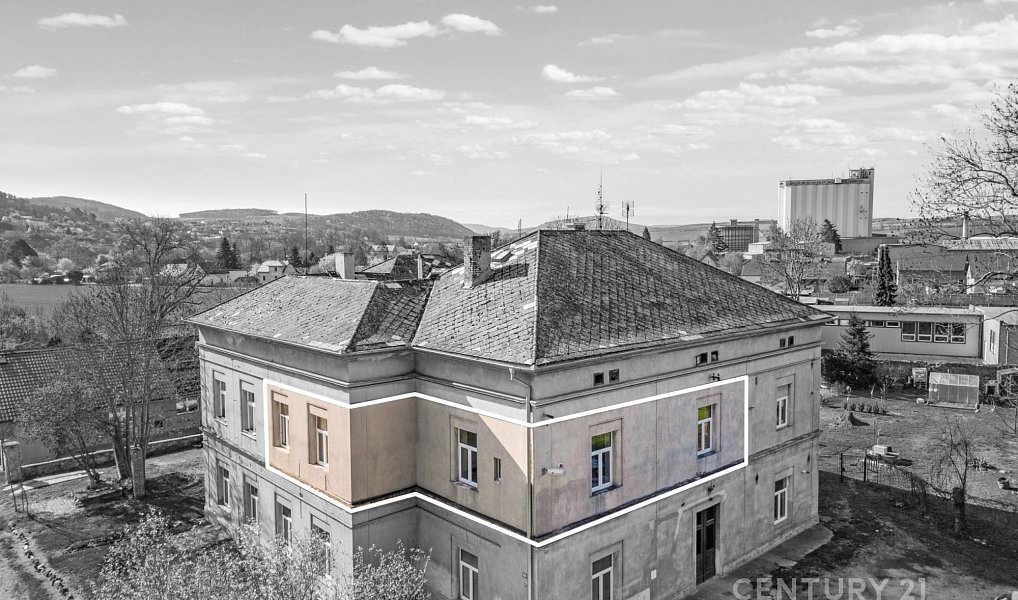 Prodej bytu 3+1 98 m², Zdice – náhled fotky 3