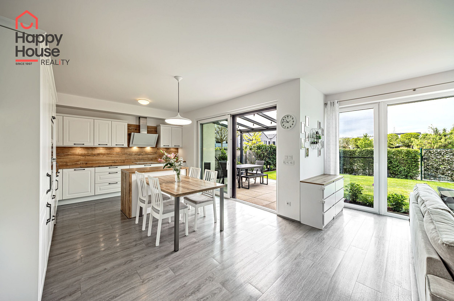 Pronájem domu 146 m² s pozemkem 244 m² – fotografie 4