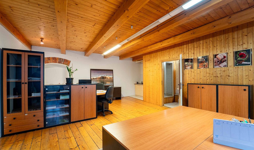 Prodej obchodních prostor 280 m², Přerov – náhled fotky 13