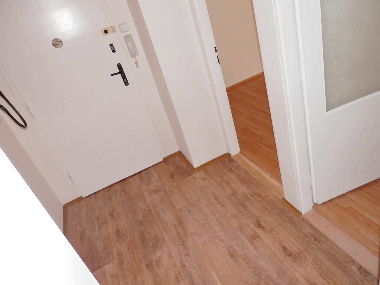 Pronájem bytu 2+kk 43 m² – fotografie 4