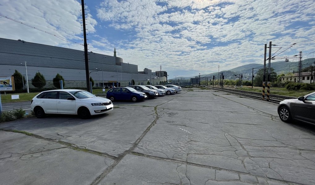 Pronájem odstavných ploch centrum Ústí nad Labem, Ústí nad Labem – náhled fotky 2