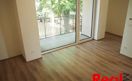 Pronájem bytu 1+kk 36 m²