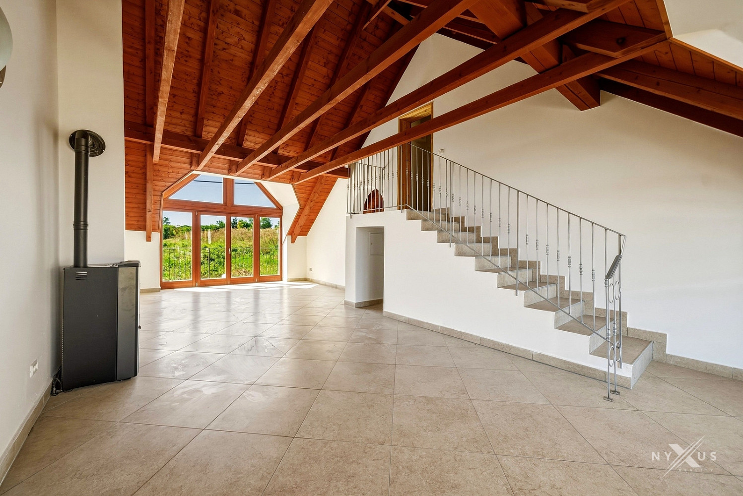 Prodej domu 375 m² s pozemkem 317 m² – fotografie 4