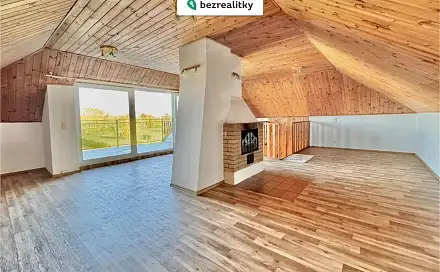 Prodej bytu 3+1 122 m², Hlavní, Břeclav - Poštorná