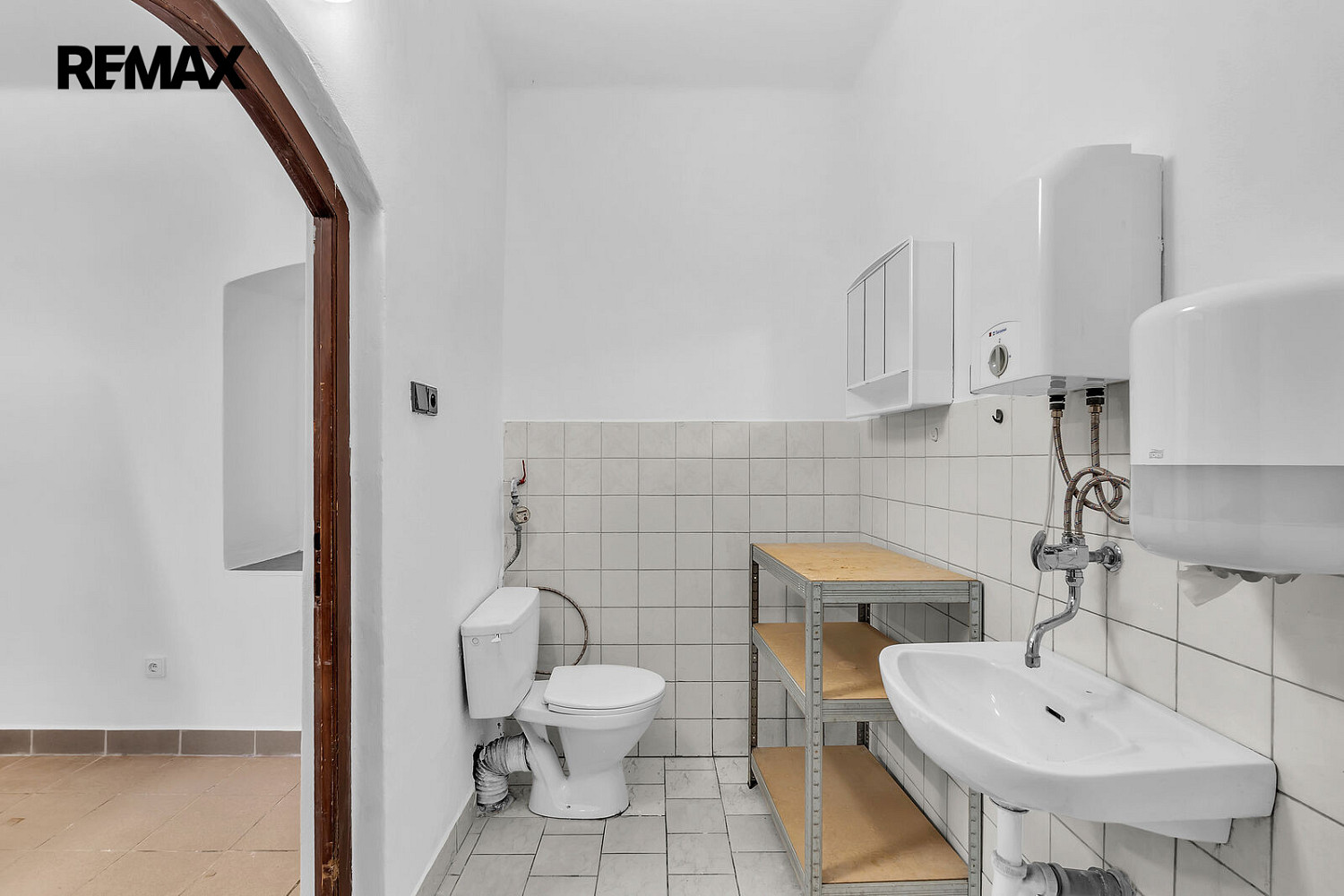 Pronájem obchodních prostor 78 m² – fotografie 4