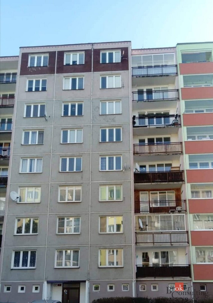 Pronájem bytu 1+1 38 m² – fotografie 2