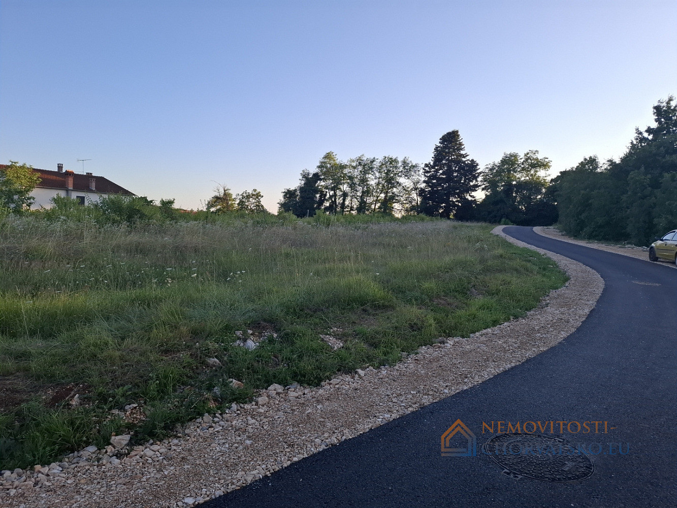 Prodej stavebního pozemku 1 334 m² - Bild 2